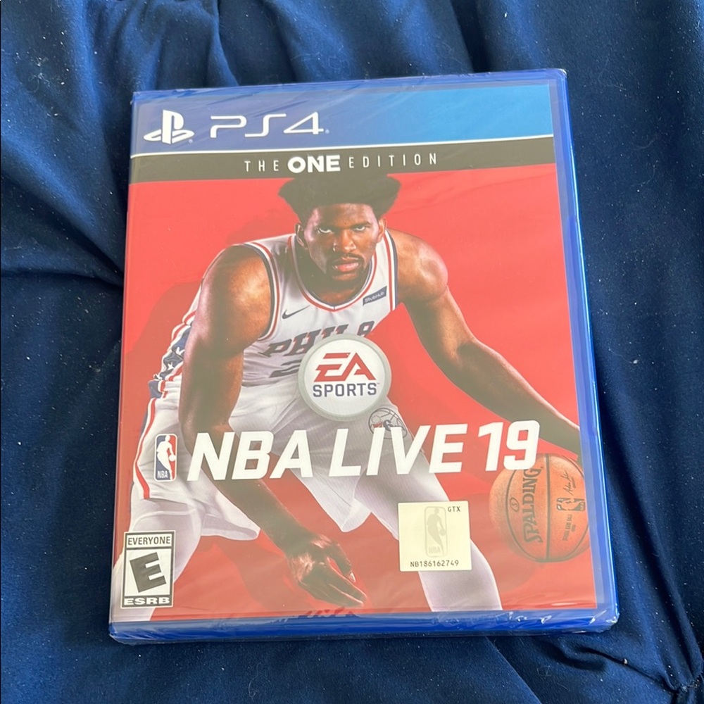 Brand new never opened NBA live 19. PS4